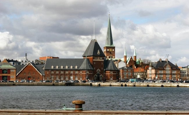 Kontor til leje i Frederiksbjerg og Langenæs-kvarteret